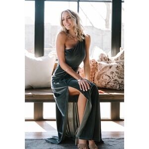 NWT Baltic Born Velvet One Shoulder Maxi Dress Olive Green High Slit size LARGE